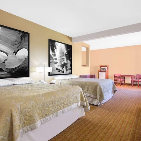 Super 8 By Wyndham Page/Lake Powell Exterior photo